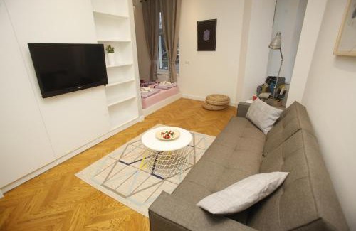Zvezdara Apartment | TRAMVAJ Apartments