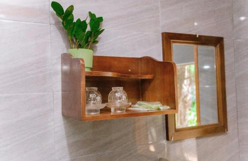 Hoa Lu Hotel | TRang an Mountain Ecolodge