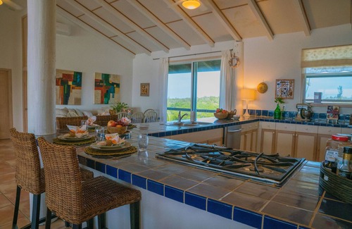Mangrove Cay Villa | Tranquil 4 bedroom Beachside Villa: Ultimate Privacy & Comfort.