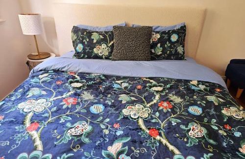 Oakleigh East House | Tranquil and cosy guest house