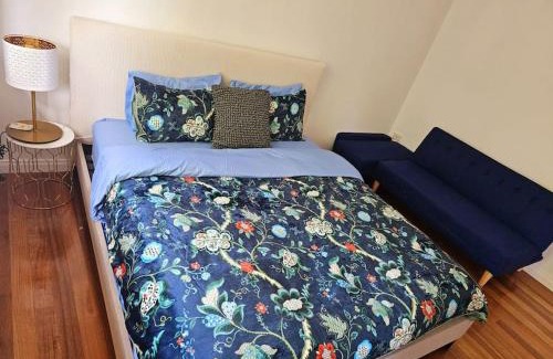 Oakleigh East House | Tranquil and cosy guest house