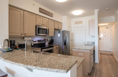 Gulfport Condo | Tranquil Beach Front 2Bed 2Bath Condo with large patio - Family Friendly