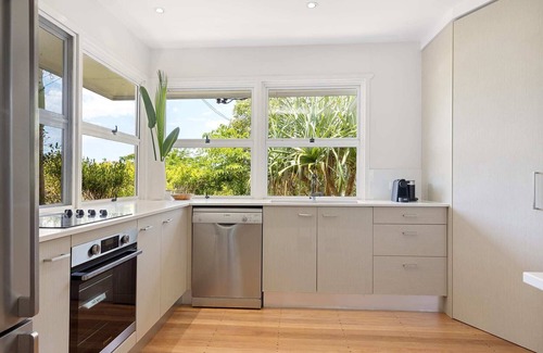 Yaroomba House | Tranquil beach retreat, pool, boardwalk, sleeps 8