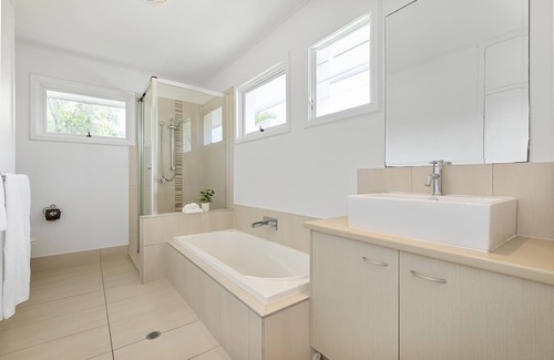 Yaroomba House | Tranquil beach retreat, pool, boardwalk, sleeps 8