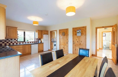 Dingle House | Tranquil Dingle Hideaway