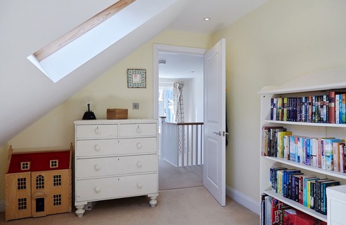 West Hill House | Tranquil in South West London, by Veeve