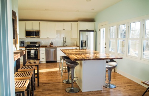 Port Sheldon Cottage | Tranquil Lake Michigan Lakeshore Cottage with Sauna