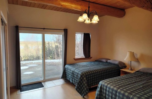 Kenai Cabin | Tranquil lodge with a million-dollar view in Kenai - 4 bedrooms available