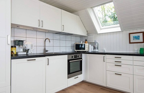 Lodbjerg Hede House | Tranquil Retreat in Sondervig-By Traum