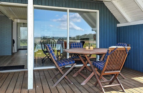 Lodbjerg Hede House | Tranquil Retreat in Sondervig-By Traum