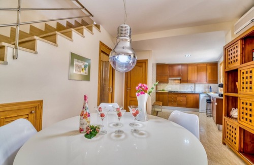 Alcudia House | Tranquil Retreat Near the Beach