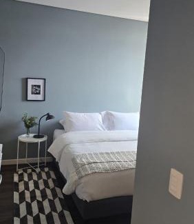 Chia Apartment | Tranquil Stay in Chic Chia 400