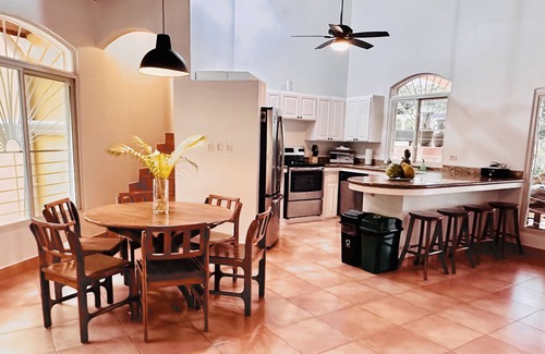 Nosara Villa | Tranquil villa with amazing ocean, surf, beach and sunset views of Playa Guiones