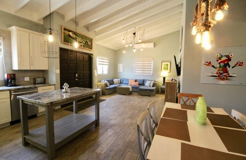 Calbas Plaza Residences House | 💕Tranquil Vibe with Your Own Private Pool💕Perfect Location!