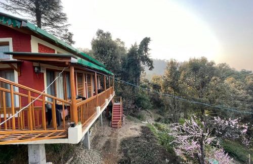 Kaul House | Tranquil View Cottage by Nature Nests