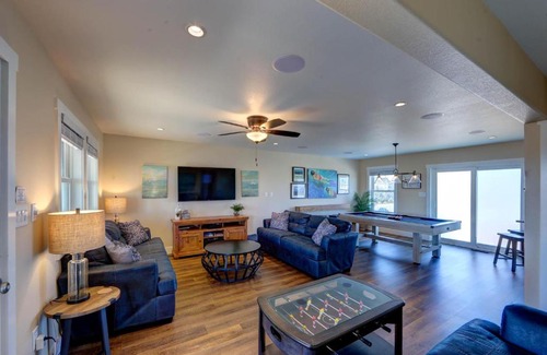 Salvo House | Tranquil View