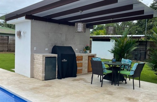 Damas House | Tranquility 10 kilometers from Manuel Antonio Park