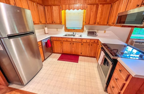 Lansing Cabin | Tranquility: 2 BR, 1.5 BA Cabin/Bungalow in Lansing, Sleeps 5