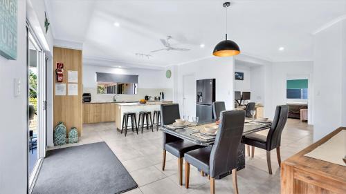 Hideaway Bay House | Tranquillity by the Sea