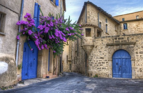 Pezenas Apartment | "Transversal 3" 1-bedroom apartment-Wifi-AC-Parking optional.