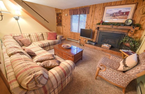 West Yellowstone Condo | Trapper Condo Unit 3