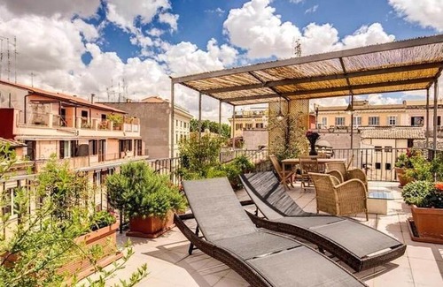 Trastevere Apartment | Trastevere Attic With Private Terrace