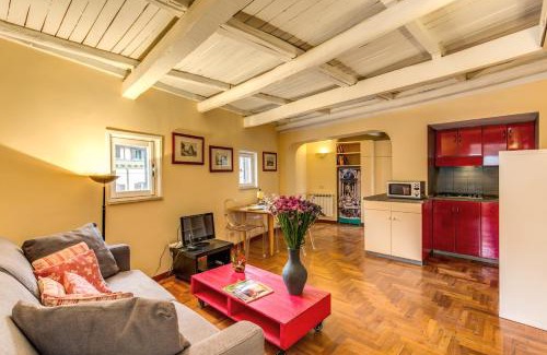 Trastevere Apartment | Trastevere Attic with Terrace