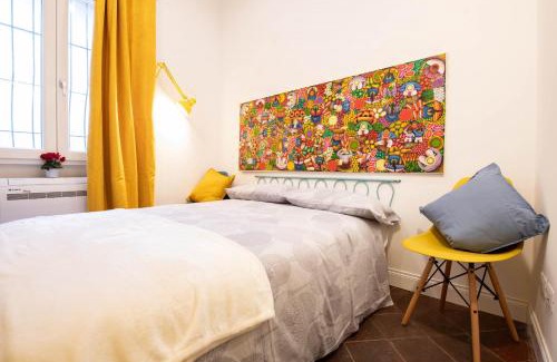 Trastevere Apartment | Trastevere Colorful Apartment with Terrace!