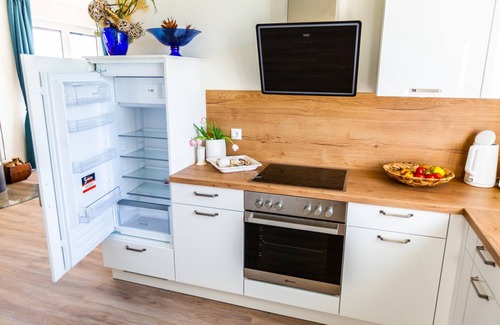 Schwerin Apartment | Traumhaftes Appartment mit Seeblick, Sauna, Kamin, Dachterrasse und Stadtnähe