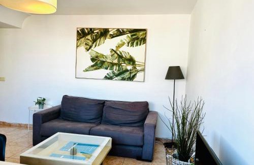 Trinitat Apartment | Travel Habitat Jardines de Viveros