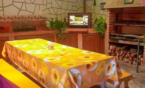 Tarija Hotel | TRAVEL ROOTS Guest House