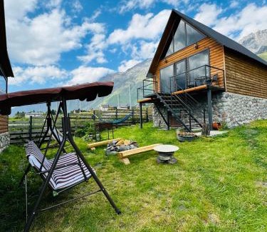 Stepantsminda Villa | Traveler's Cottages in Kazbegi