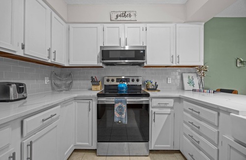 North Raleigh House | Travelers Townhome in N. Raleigh