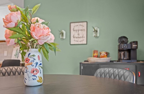 North Raleigh House | Travelers Townhome in N. Raleigh