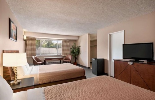 Swift Current Hotel | Travelodge by Wyndham Swift Current