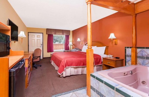 Graysville Hotel | Travelodge by Wyndham Chattanooga Hamilton Place
