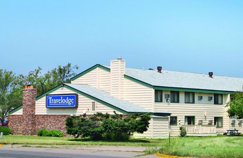 Shakopee Hotel | Travelodge by Wyndham Valleyfair Shakopee