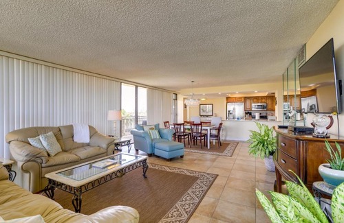 Sunset Beach Apartment | Treasure Island Resort Condo with Beach Access!