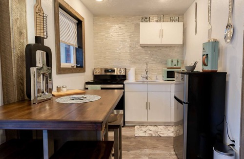 Downtown Park City Hotel | Treasure Mountain Inn - Junior Suite #34 - Cleaning fees included!