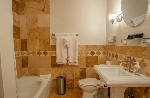 Downtown Park City Hotel | Treasure Mountain Inn - Junior Suite #39 - Cleaning fees included!