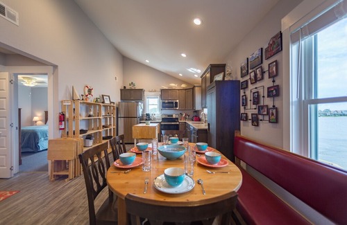 Brigands' Bay House | Treasured Memories - Upgraded 3 Bedroom SoundFront Home in Frisco