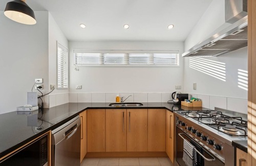 Wanaka Apartment | Treble Cone Views - 2 Bedroom
