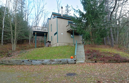 Ellicottville Ski Chalet | Tree House Close to Holimont Ski Resort