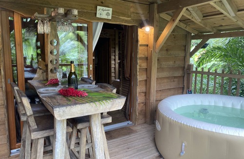 Pointe-Noire Cabin | Tree house