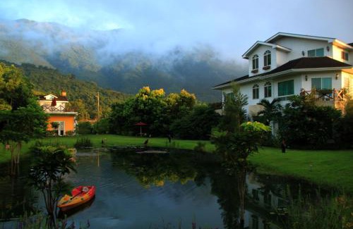Shoufeng Bed & Breakfast | Tree Lake B&B Hualien