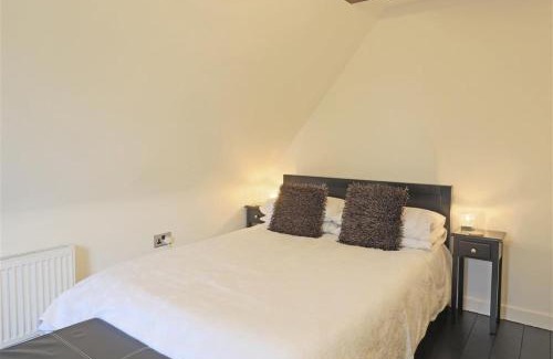 Bungay House | Tree Tops
