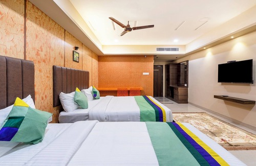 Madurai Hotel | Treebo D Grand