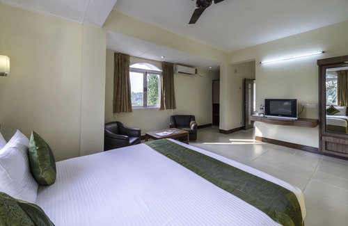 Guirim Hotel | Treebo Green Park