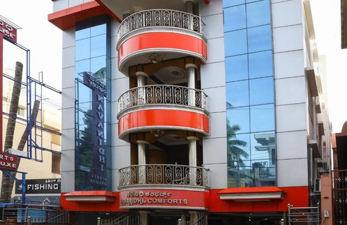Yeshwanthpur Hotel | Treebo Nava Nidhi Comforts