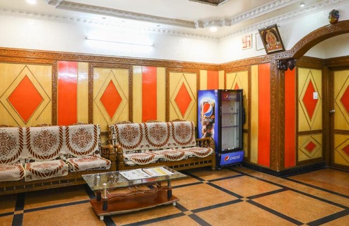 Yeshwanthpur Hotel | Treebo Nava Nidhi Comforts